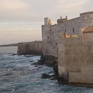 Alle Porte Del Castello Maniace Appartamento Syracuse
